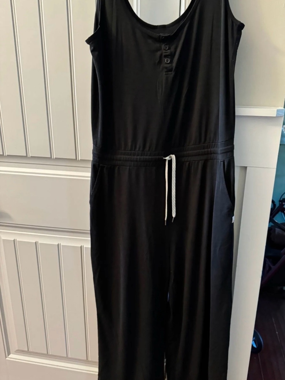 Vuori black jumpsuit with pockets